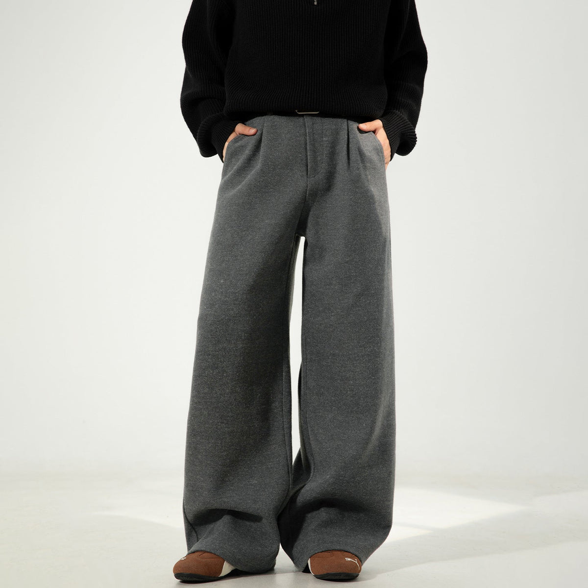 Men's Wool-Blend Pleated Trousers
