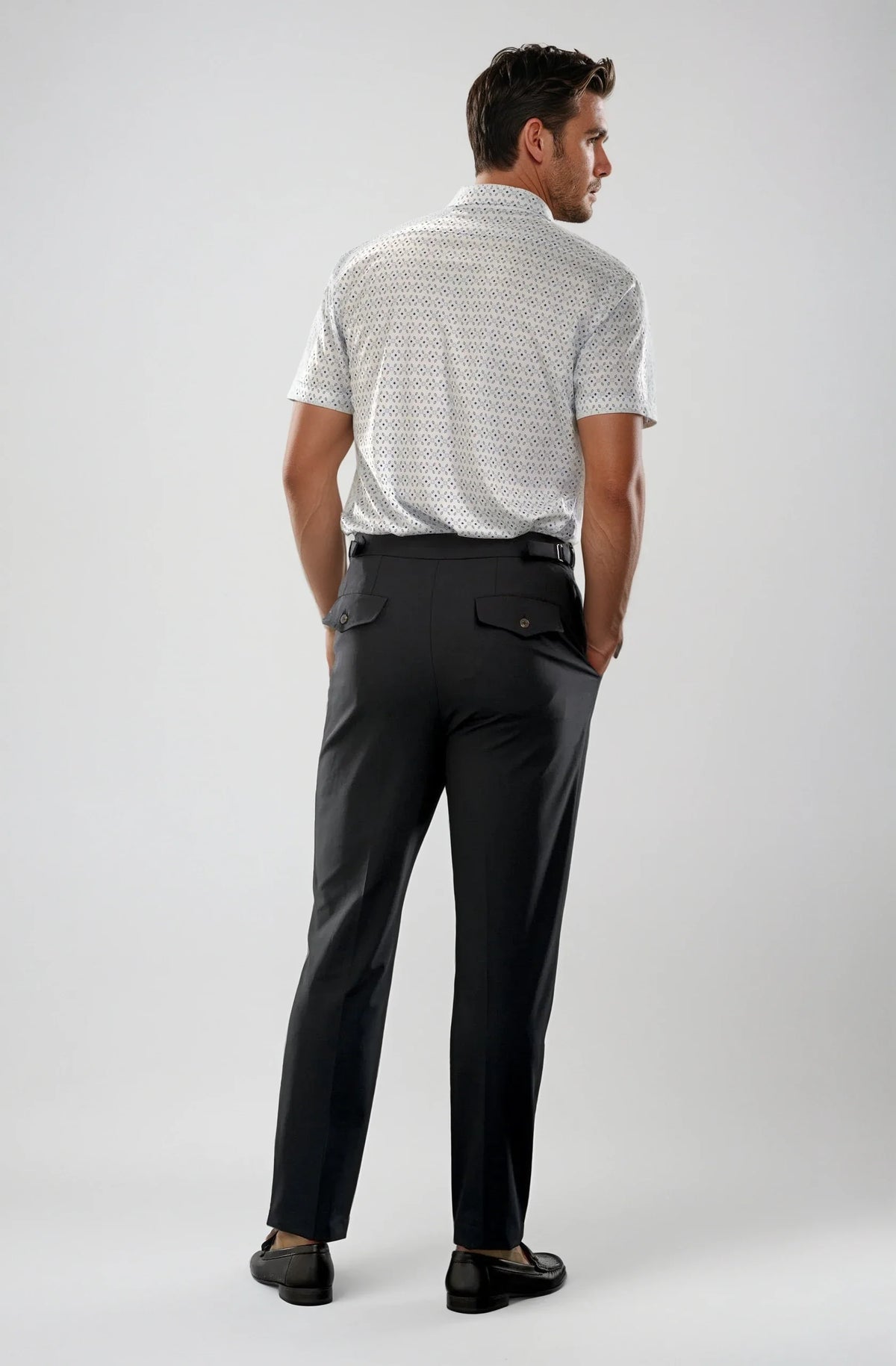 Buki Pleated Wool Trousers — Navy