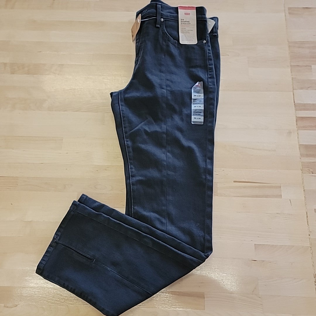 Levi's Size 32x32 Black 314 Shaping Straight Jeans NWT