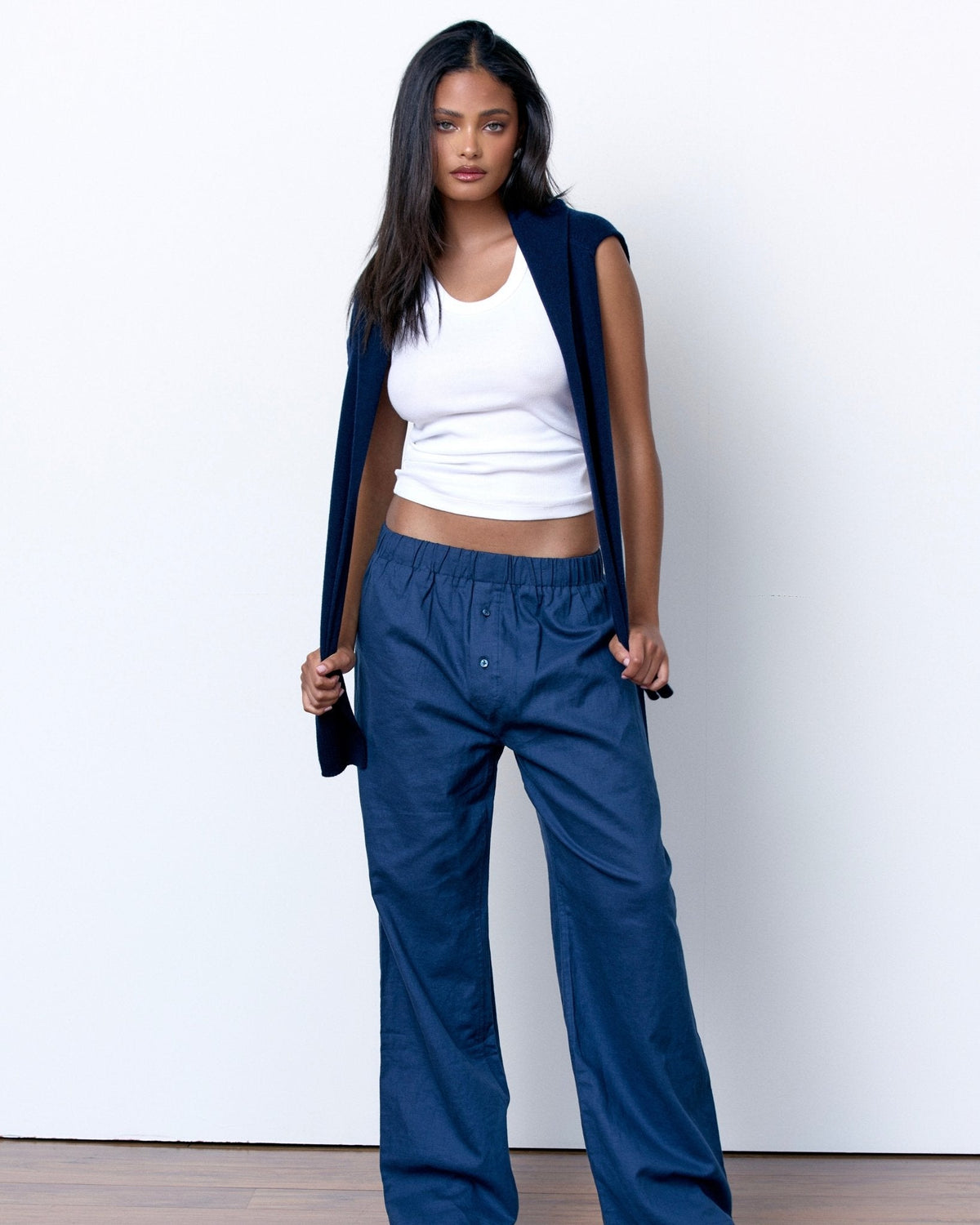 Artless Relaxed Linen-Blend Trousers — Navy