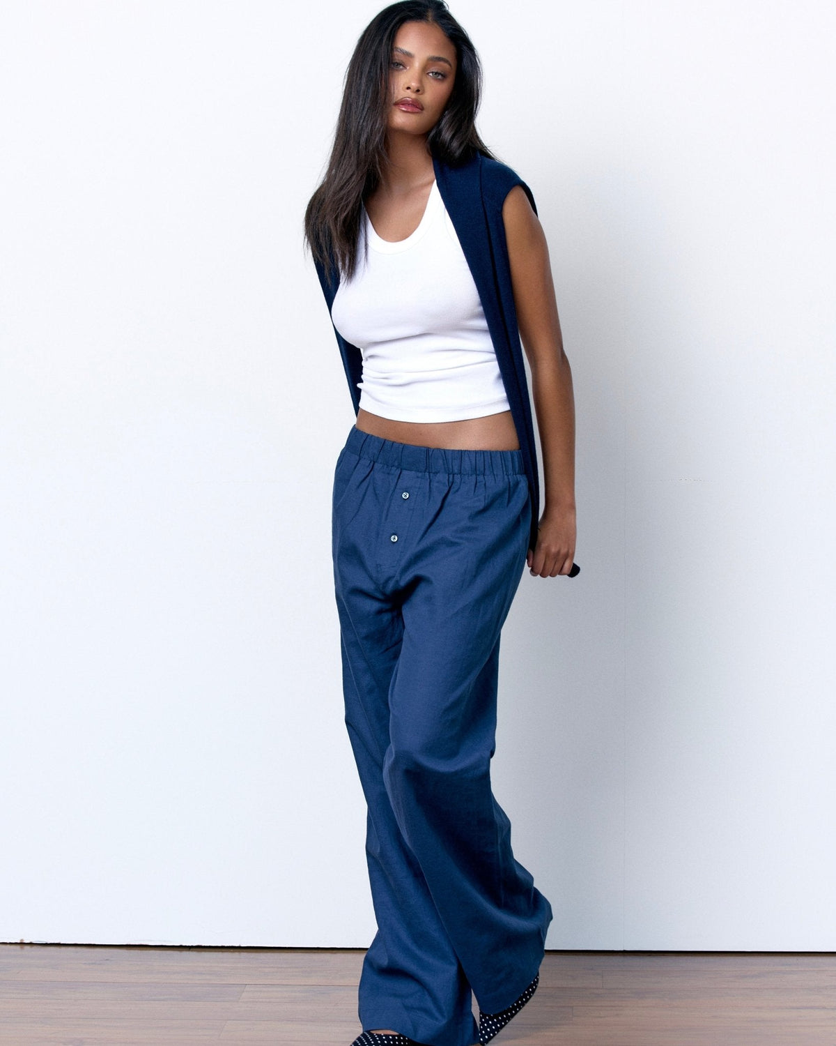 Artless Relaxed Linen-Blend Trousers — Navy