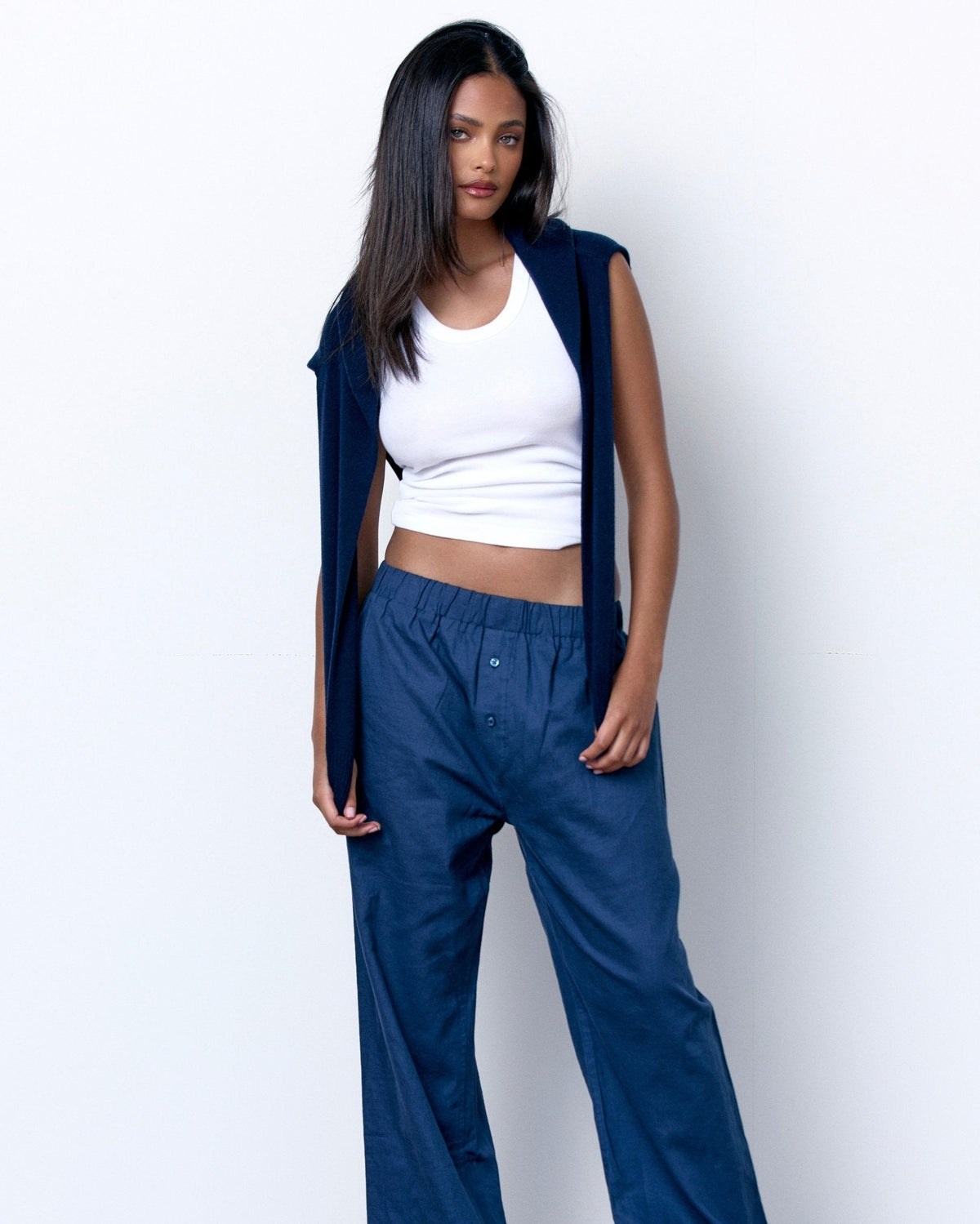 Artless Relaxed Linen-Blend Trousers — Navy