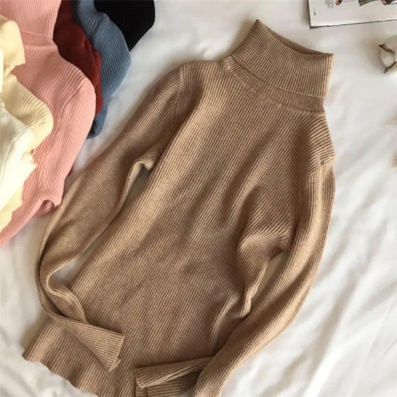 Women's Vintage Ribbed Turtleneck Sweater